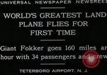 Standbild Fokker F-32 Flugzeuge Teterboro airport New jersey USA, 1928, aus Sekunde 12 historischem Filmmaterial Videoclip 65675027464
