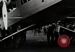Standbild Fokker F-32 Flugzeuge Teterboro airport New jersey USA, 1928, aus Sekunde 29 historischem Filmmaterial Videoclip 65675027464