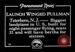 Standbild Männer Teterboro airport New jersey USA, 1928, aus Sekunde 5 historischem Filmmaterial Videoclip 65675027465