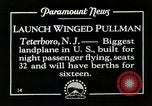 Standbild Männer Teterboro airport New jersey USA, 1928, aus Sekunde 8 historischem Filmmaterial Videoclip 65675027465