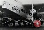 Standbild Männer Teterboro airport New jersey USA, 1928, aus Sekunde 23 historischem Filmmaterial Videoclip 65675027465