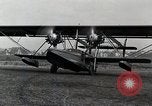 Standbild Piloten United States USA, 1928, aus Sekunde 12 historischem Filmmaterial Videoclip 65675027466