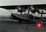 Standbild Piloten United States USA, 1928, aus Sekunde 18 historischem Filmmaterial Videoclip 65675027466