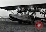 Standbild Piloten United States USA, 1928, aus Sekunde 20 historischem Filmmaterial Videoclip 65675027466