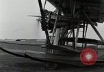 Standbild Piloten United States USA, 1928, aus Sekunde 30 historischem Filmmaterial Videoclip 65675027466