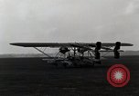 Standbild Piloten United States USA, 1928, aus Sekunde 61 historischem Filmmaterial Videoclip 65675027466