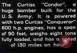 Standbild Piloten United States USA, 1928, aus Sekunde 20 historischem Filmmaterial Videoclip 65675027469