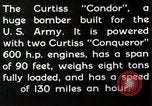 Standbild Piloten United States USA, 1928, aus Sekunde 26 historischem Filmmaterial Videoclip 65675027469