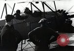 Immagine di Gli uomini United States USA, 1928, secondo 24 filmato di repertorio 65675027473