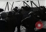 Immagine di Gli uomini United States USA, 1928, secondo 29 filmato di repertorio 65675027473