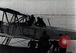 Immagine di Gli uomini United States USA, 1928, secondo 53 filmato di repertorio 65675027473