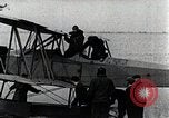Immagine di Gli uomini United States USA, 1928, secondo 57 filmato di repertorio 65675027473