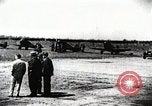 Immagine di Gli uomini Michigan United States USA, 1928, secondo 24 filmato di repertorio 65675027474