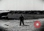 Immagine di Gli uomini Michigan United States USA, 1928, secondo 39 filmato di repertorio 65675027474