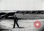 Immagine di Gli uomini Michigan United States USA, 1928, secondo 42 filmato di repertorio 65675027474
