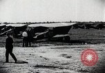 Immagine di Gli uomini Michigan United States USA, 1928, secondo 46 filmato di repertorio 65675027474