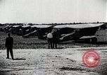 Immagine di Gli uomini Michigan United States USA, 1928, secondo 49 filmato di repertorio 65675027474