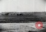 Immagine di Gli uomini Michigan United States USA, 1928, secondo 61 filmato di repertorio 65675027474