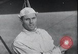 Standbild Pilot Bill Swan Aurora Illinois USA, 1935, aus Sekunde 15 historischem Filmmaterial Videoclip 65675027481