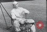 Standbild Pilot Bill Swan Aurora Illinois USA, 1935, aus Sekunde 26 historischem Filmmaterial Videoclip 65675027481