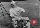 Standbild Pilot Bill Swan Aurora Illinois USA, 1935, aus Sekunde 27 historischem Filmmaterial Videoclip 65675027481