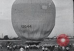 Standbild Pilot Bill Swan Aurora Illinois USA, 1935, aus Sekunde 32 historischem Filmmaterial Videoclip 65675027481