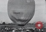 Standbild Pilot Bill Swan Aurora Illinois USA, 1935, aus Sekunde 33 historischem Filmmaterial Videoclip 65675027481