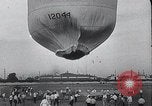 Standbild Pilot Bill Swan Aurora Illinois USA, 1935, aus Sekunde 35 historischem Filmmaterial Videoclip 65675027481