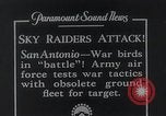 Standbild Piloten der US-Armee San Antonio Texas USA, 1935, aus Sekunde 8 historischem Filmmaterial Videoclip 65675027482