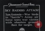 Standbild Piloten der US-Armee San Antonio Texas USA, 1935, aus Sekunde 9 historischem Filmmaterial Videoclip 65675027482