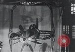 Standbild früher Flugsimulator Dayton Ohio USA, 1935, aus Sekunde 32 historischem Filmmaterial Videoclip 65675027483