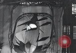 Standbild früher Flugsimulator Dayton Ohio USA, 1935, aus Sekunde 34 historischem Filmmaterial Videoclip 65675027483