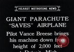 Standbild pilot Vance Breese Detroit Michigan USA, 1935, aus Sekunde 7 historischem Filmmaterial Videoclip 65675027484