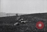 Immagine di Il francese Hotchkiss modello 1914 heavy machine gun Picardia Francia, 1918, secondo 18 filmato di repertorio 65675027492