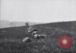 Immagine di Il francese Hotchkiss modello 1914 heavy machine gun Picardia Francia, 1918, secondo 19 filmato di repertorio 65675027492