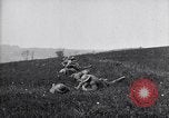 Immagine di Il francese Hotchkiss modello 1914 heavy machine gun Picardia Francia, 1918, secondo 22 filmato di repertorio 65675027492