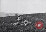 Immagine di Il francese Hotchkiss modello 1914 heavy machine gun Picardia Francia, 1918, secondo 27 filmato di repertorio 65675027492