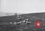 Immagine di Il francese Hotchkiss modello 1914 heavy machine gun Picardia Francia, 1918, secondo 28 filmato di repertorio 65675027492