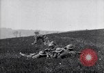 Immagine di Il francese Hotchkiss modello 1914 heavy machine gun Picardia Francia, 1918, secondo 42 filmato di repertorio 65675027492