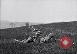 Immagine di Il francese Hotchkiss modello 1914 heavy machine gun Picardia Francia, 1918, secondo 43 filmato di repertorio 65675027492