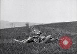 Immagine di Il francese Hotchkiss modello 1914 heavy machine gun Picardia Francia, 1918, secondo 45 filmato di repertorio 65675027492