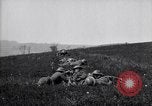 Immagine di Il francese Hotchkiss modello 1914 heavy machine gun Picardia Francia, 1918, secondo 58 filmato di repertorio 65675027492