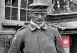 Immagine di Prigionieri di guerra tedeschi Cantigny Francia, 1918, secondo 23 filmato di repertorio 65675027496