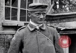 Immagine di Prigionieri di guerra tedeschi Cantigny Francia, 1918, secondo 24 filmato di repertorio 65675027496