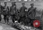 Immagine di Prigionieri di guerra tedeschi Cantigny Francia, 1918, secondo 49 filmato di repertorio 65675027496
