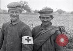 Immagine di Prigionieri di guerra tedeschi Cantigny Francia, 1918, secondo 60 filmato di repertorio 65675027496