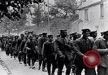 Immagine di Soldati austriaci catturati dalla fanteria francese in Italia Italia, 1916, secondo 21 filmato di repertorio 65675027507