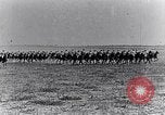 Standbild montiert Französische Kavallerie Frankreich, 1916, aus Sekunde 8 historischem Filmmaterial Videoclip 65675027508