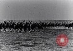 Standbild montiert Französische Kavallerie Frankreich, 1916, aus Sekunde 10 historischem Filmmaterial Videoclip 65675027508