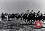 Standbild montiert Französische Kavallerie Frankreich, 1916, aus Sekunde 24 historischem Filmmaterial Videoclip 65675027508